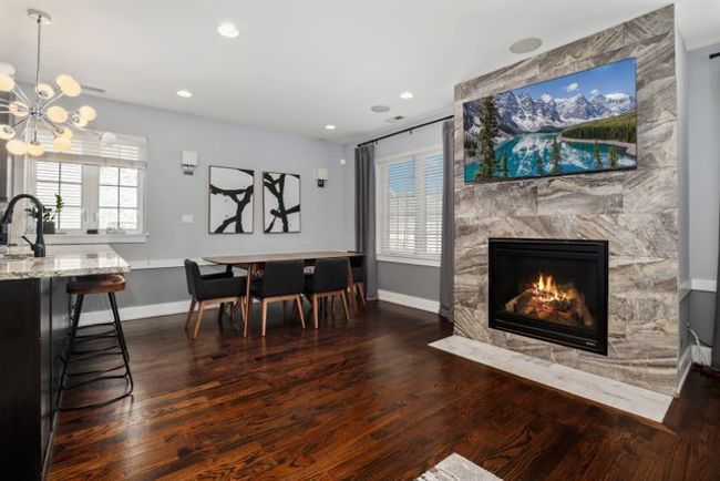 APT-2 - 3543 W Belmont Ave, Home with 3 bedrooms, 3 bathrooms and 1 parking in CHICAGO IL | Image 4