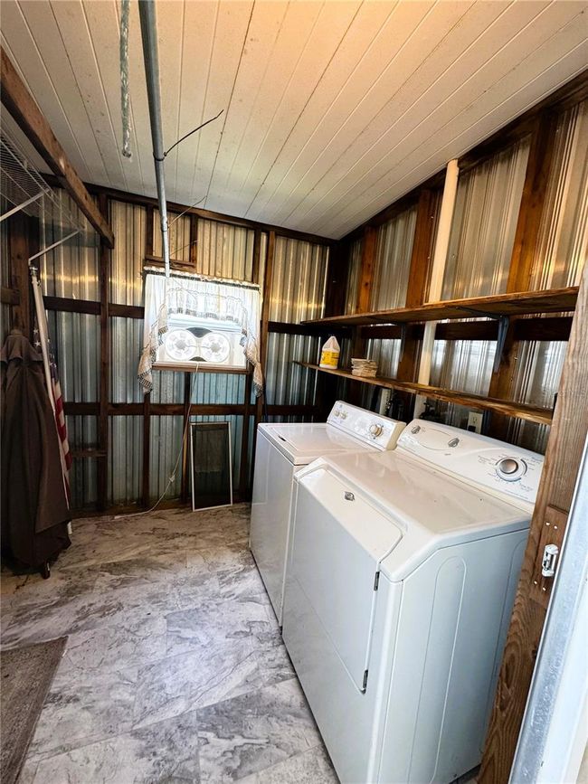 139 Royal Palm Dr, House other with 2 bedrooms, 2 bathrooms and null parking in LEESBURG FL | Image 40