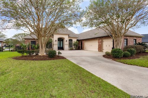 18245 Lake Harbor Ln, Prairieville, LA, 70769 | Card Image