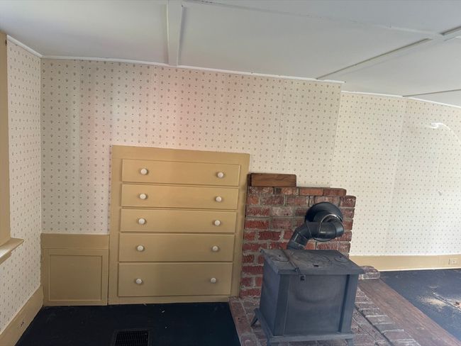 494 River Rd, House other with 6 bedrooms, 3 bathrooms and 4 parking in Deerfield MA | Image 10