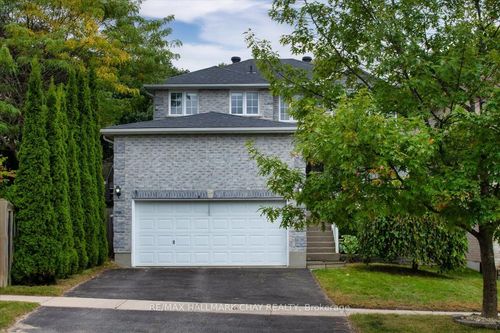 3 Bell St, Barrie, ON, L4N0J2 | Card Image