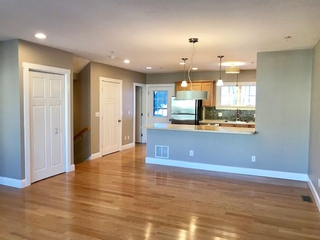 UNIT-104 - 337 Mount Support Rd, Townhouse with 2 bedrooms, 3 bathrooms and null parking in Lebanon NH | Image 8