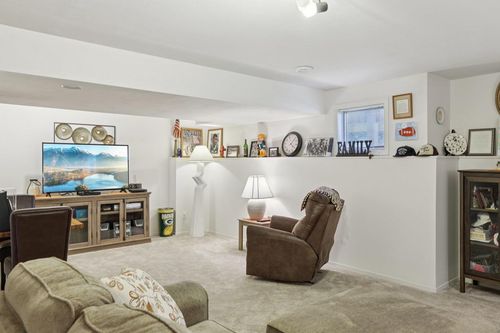 5672 Ambrosia Terrace, McFarland, WI, 53558 | Card Image