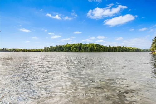 16 Lower Beverley Lake Rd, Bastard/South Burgess, ON, K0E1G0 | Card Image