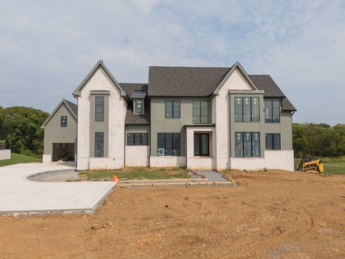 8106 Turning Point Dr, Brentwood, TN, 37027-2103 | Card Image