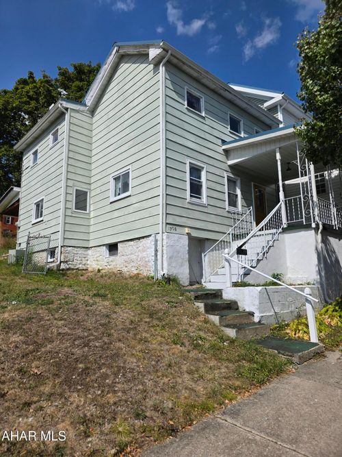 1308 17th Ave, Altoona, PA, 16601-3224 | Card Image