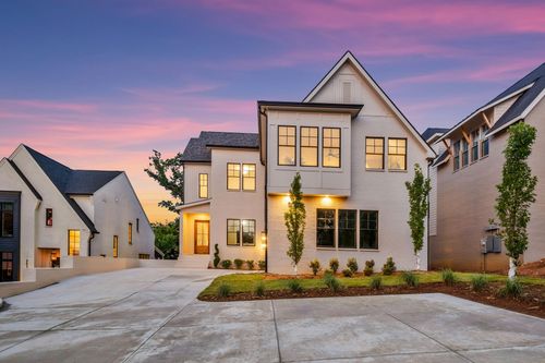 3420 Golf Club Ln, Nashville, TN, 37215 | Card Image