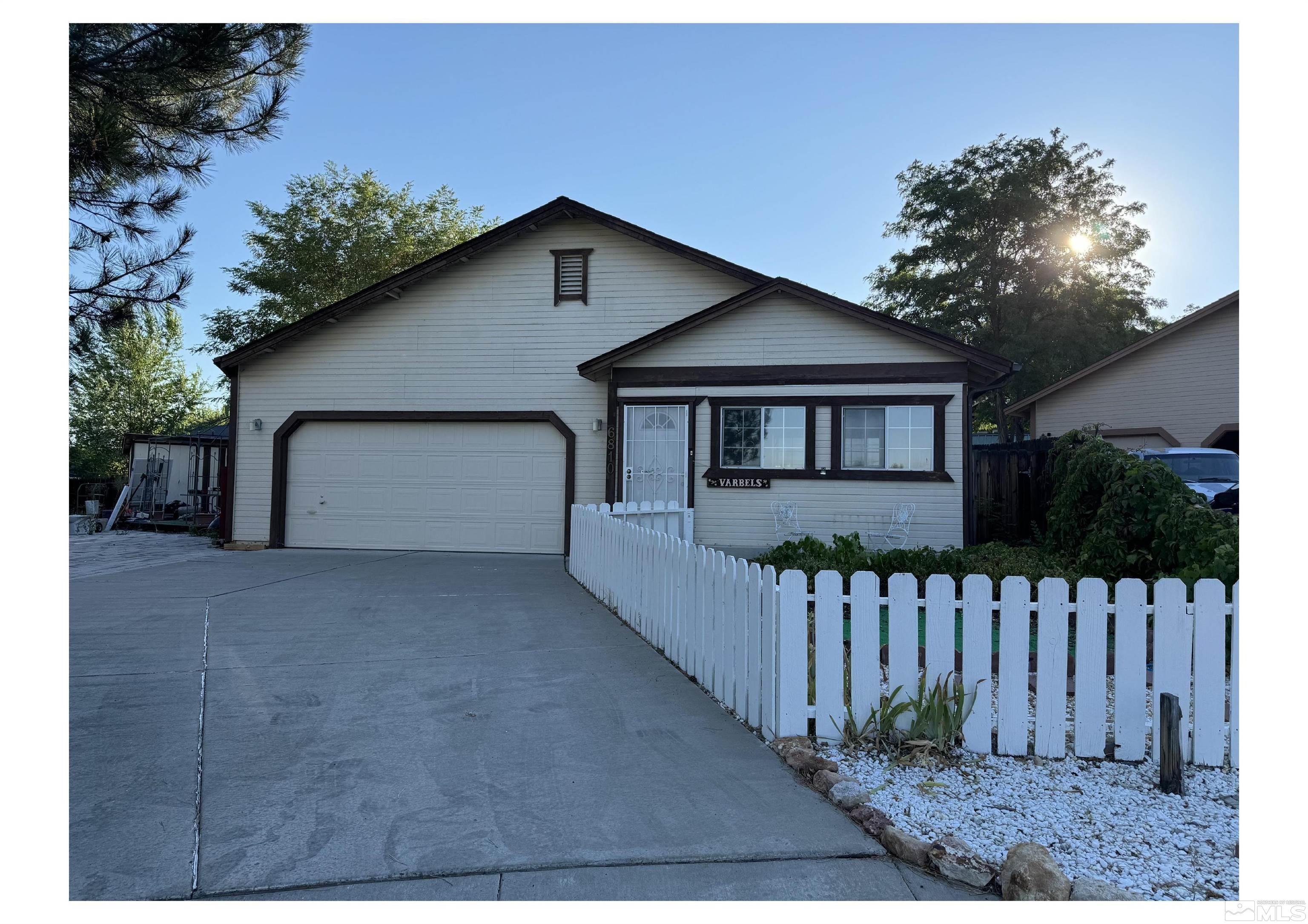 Hibiscus Ct, Sparks, NV 89436