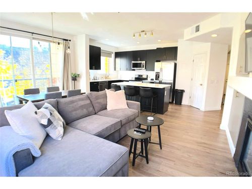 apt-201-1415 N Washington St, Denver, CO, 80203-2047 | Card Image