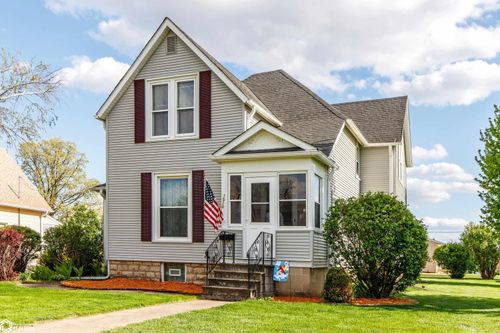 1510 Summit St, Marshalltown, IA, 50158-5461 | Card Image