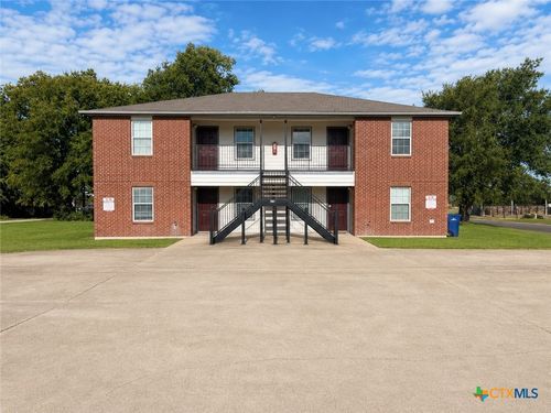 301 W Avenue D, Copperas Cove, TX, 76522-2150 | Card Image