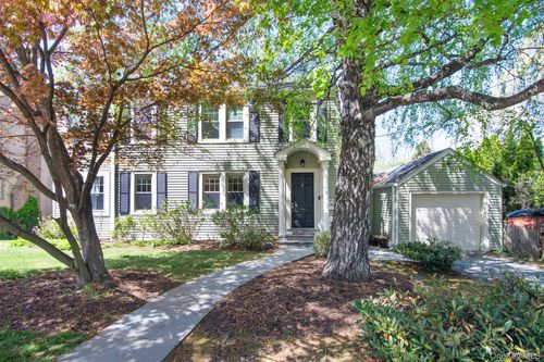 20 Maple St, Irvington, NY, 10533-2110 | Card Image