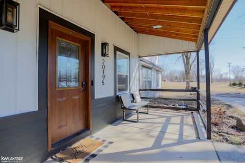 20195 32 Mile Rd, Armada, MI, 48005-4208 | Card Image