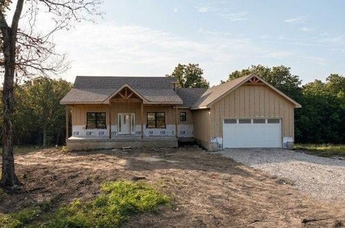 1467 E 10th St, Holden, MO, 64040 | Card Image