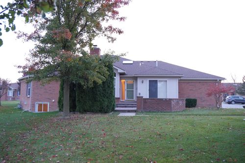 30646 Melisa, Chesterfield Township, MI, 48051 | Card Image