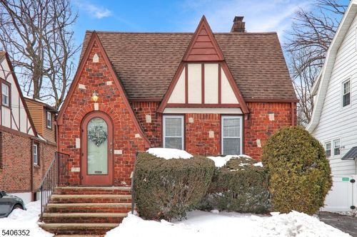 113 Columbia Ave, Cranford, NJ, 07016-2031 | Card Image