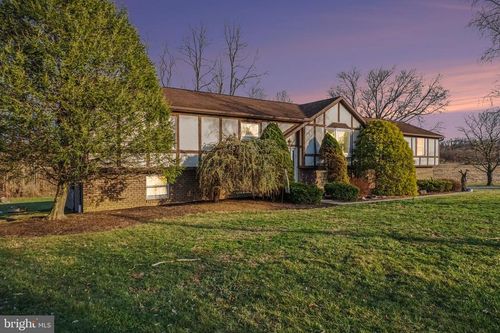 141 Simmons Rd, MECHANICSBURG, PA, 17055-9723 | Card Image