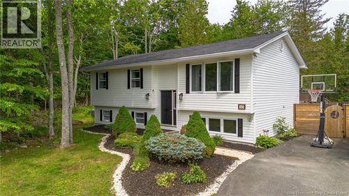 13 Cliff St, Quispamsis, NB, E2G1Y4 | Card Image