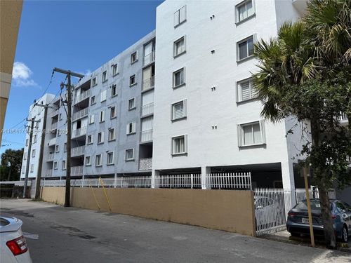 apt-508-4854 Nw 7th St, Miami, FL, 33126-2189 | Card Image