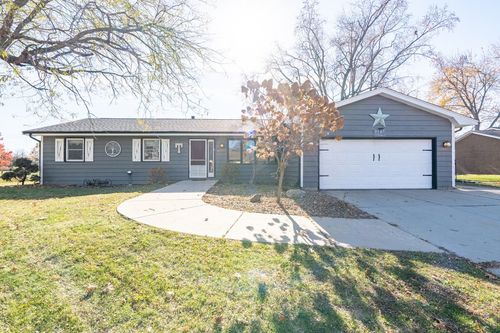 2907 Pheasant Run, Bloomington, IL, 61704-6247 | Card Image