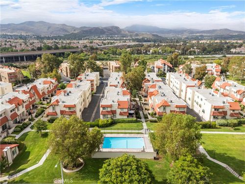 4-17955 River Cir, Canyon Country, CA, 91387 | Card Image