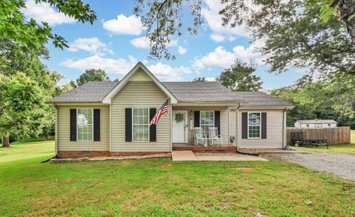 2830 Hinson Rd, Woodlawn, TN, 37191-9339 | Card Image