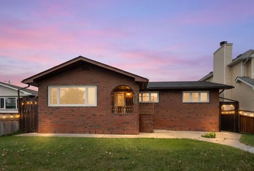 3019 37 Street Sw, Calgary, AB, T3E3B5 | Card Image