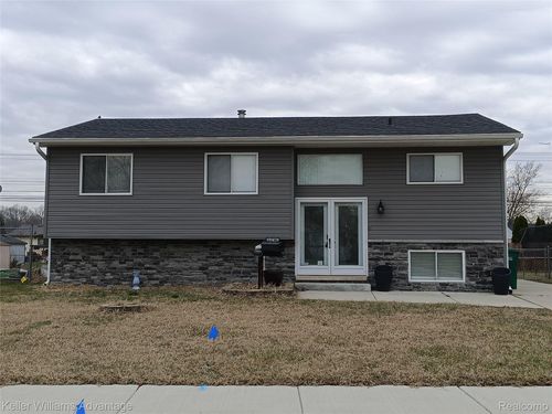 15730 Anthony St, Romulus, MI, 48174-3155 | Card Image