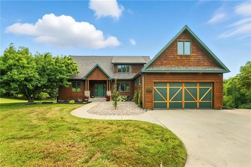 15455 161st St, Bonner Springs, KS, 66012-7889 | Card Image