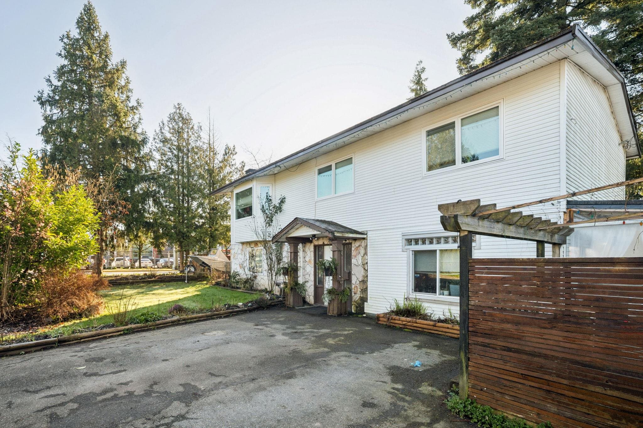 Residential in Maple Ridge 4