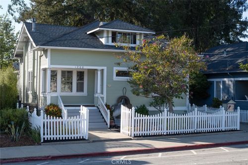 1208 Pismo St, San Luis Obispo, CA, 93401-3320 | Card Image