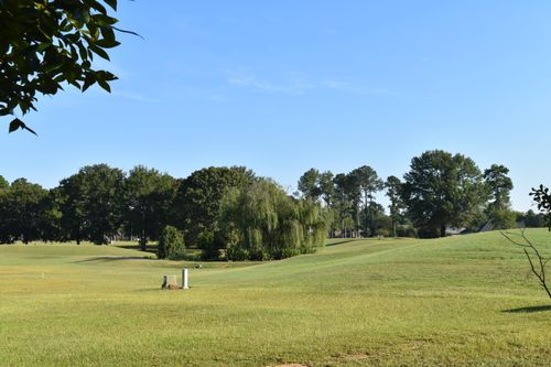 r-16-10 N Lake Cir, Manning, SC, 29102-9501 | Card Image