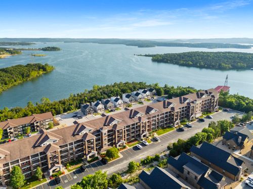 apt-415-200 Majestic Dr, Branson, MO, 65616-2039 | Card Image