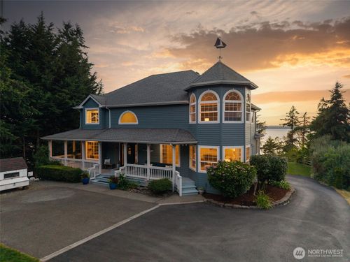 768 6th Avenue, Fox Island, WA, 98333 | Card Image