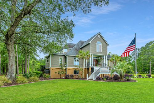 975 Mayfield St, Summerville, SC, 29485-8370 | Card Image