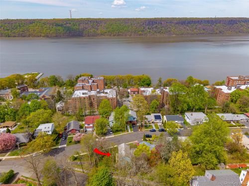 12 Arthur Pl, Yonkers, NY, 10701-1703 | Card Image