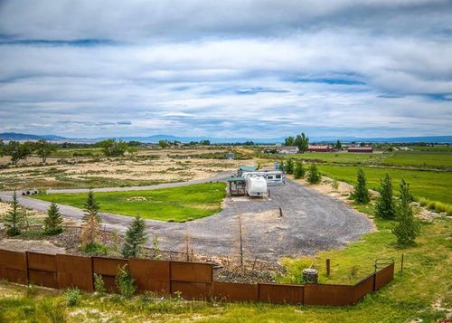 17942 B Rd, Delta, CO, 81416-8503 | Card Image