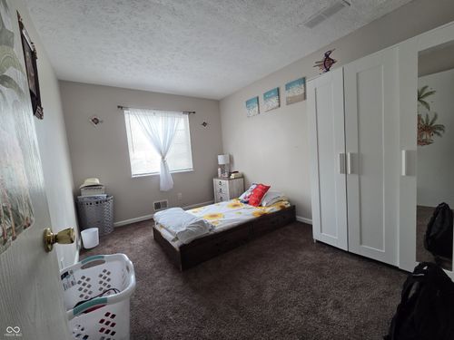 8512 Green Valley Dr, Indianapolis, IN, 46217-4485 | Card Image