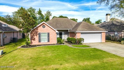 903 Canberra Rd, Lafayette, LA, 70503-5957 | Card Image