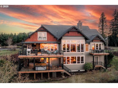 7118 Grandview Ave, Scotts Mills, OR, 97375-9658 | Card Image