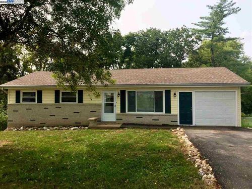 3324 Dale Dr, Imperial, MO, 63052-1014 | Card Image