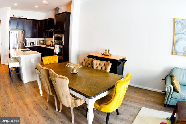 18989 Coral Reef Sq, Townhouse with 3 bedrooms, 3 bathrooms and null parking in Lansdowne VA | Image 11