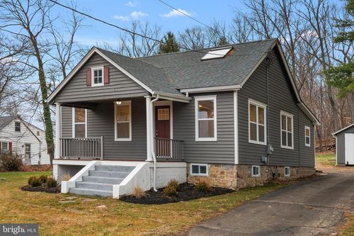 2081 Durham Rd, NEW HOPE, PA, 18938-5478 | Card Image