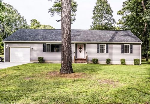 2401 Ironwood Ln, Hayes, VA, 23072-4239 | Card Image
