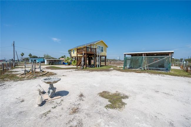 326 E 10 Th St, House other with 1 bedrooms, 2 bathrooms and null parking in Rockport TX | Image 22