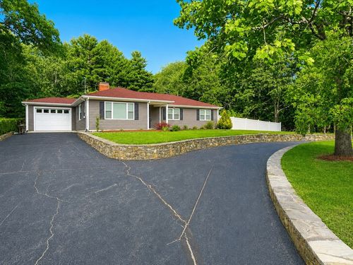490 Arcade Ave, Seekonk, MA, 02771-5106 | Card Image