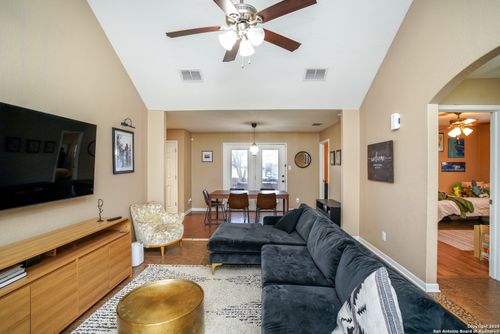 6855 Atlas St, San Antonio, TX, 78223-3190 | Card Image