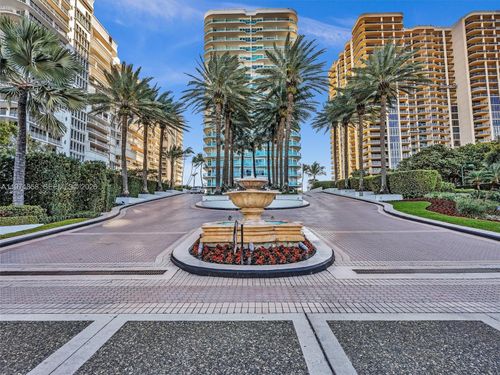 apt-18c-10101 Collins Ave, Bal Harbour, FL, 33154-1647 | Card Image