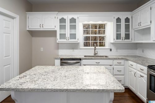 1775 Red Valley Rd, Remlap, AL, 35133-4449 | Card Image