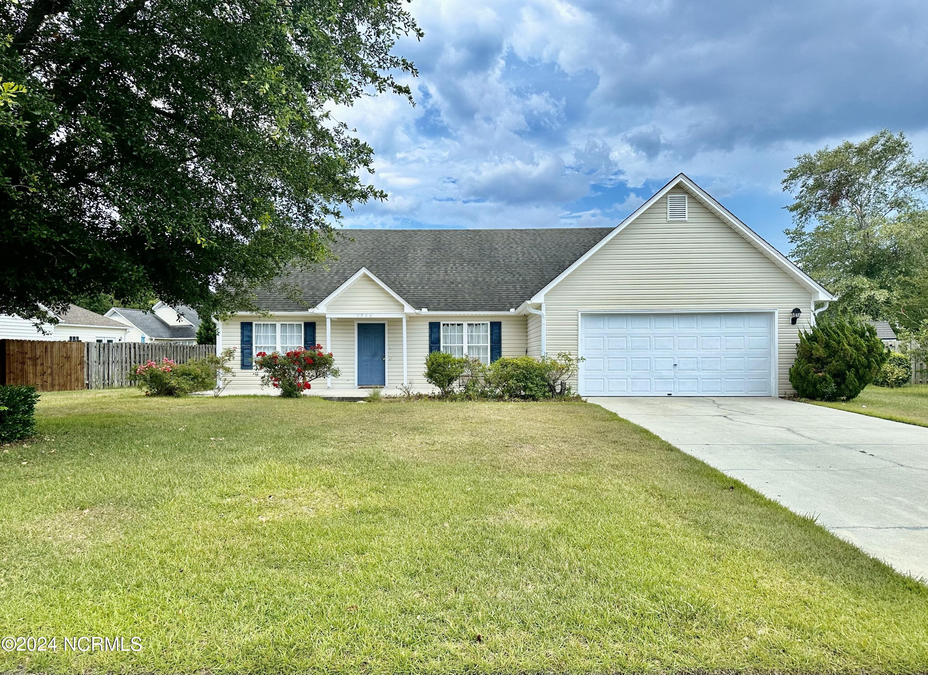 Myric Ct, Wilmington, NC 28411